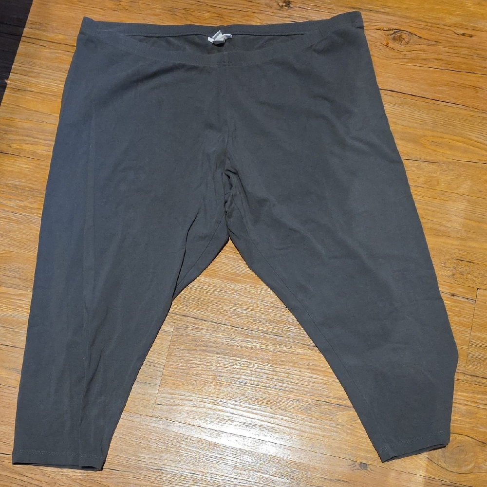 Dark Gray Capri Leggings J Jill